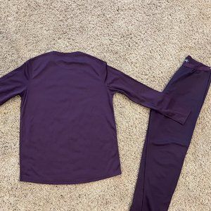 Nice-Like New- Long Underwear Set!! Size Large